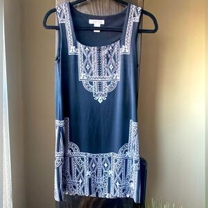 White House Black Market Black & White Geometric Top